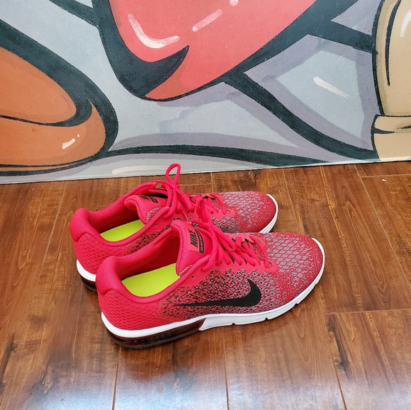Nike Red Air Max Sequent 2, size 10 Men - Picture 1 of 5